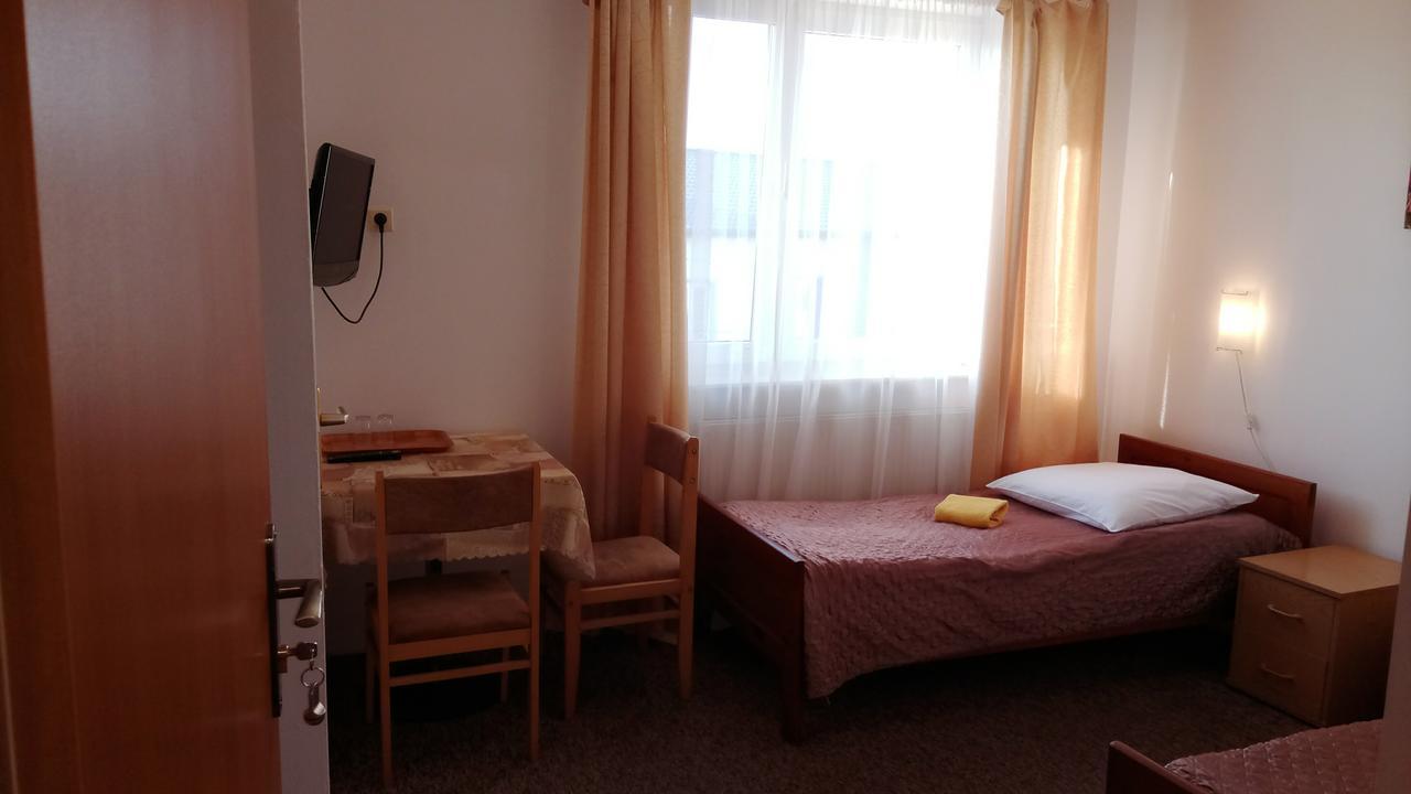 Hotel Eden 24H Rzeszów Kültér fotó